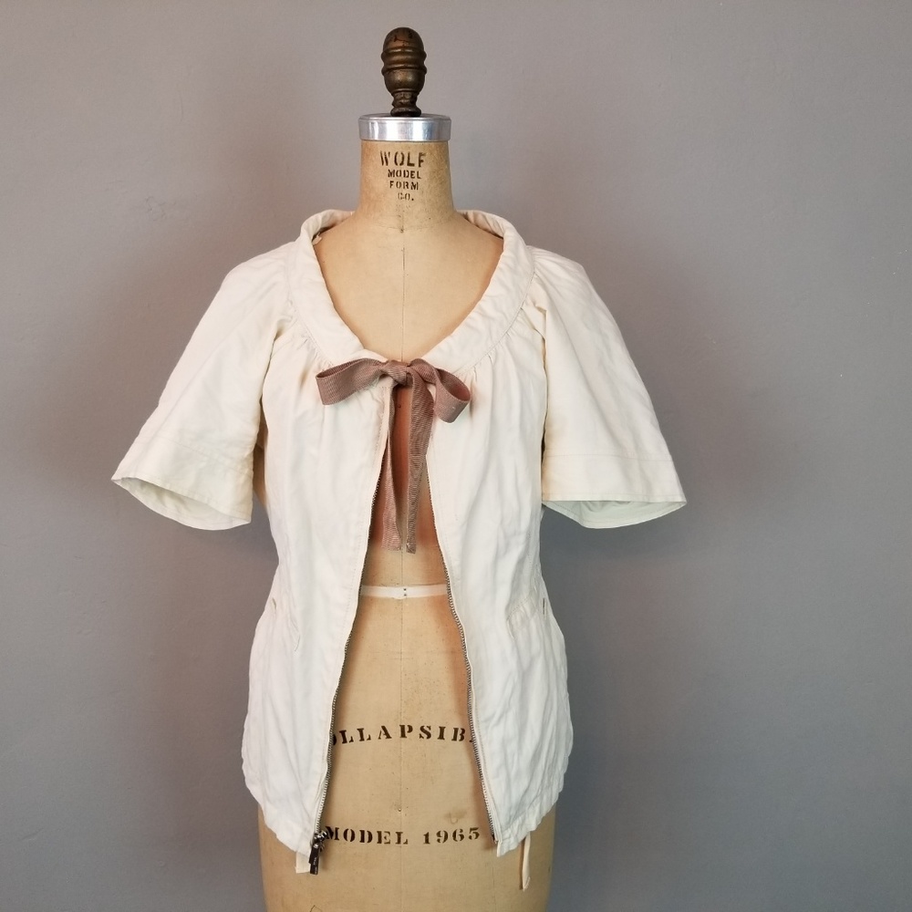 BCBG Maxazria Super Cute Ivory Cotton Jacket with Bow Ladies Size XS